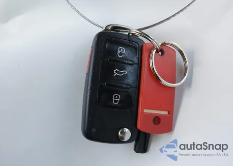 2014 Volkswagen Passat 1.8T Se from USA, damaged, VIN 1VWBT7A33EC067647